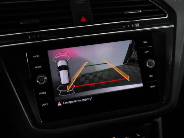 Volkswagen Tiguan II Рестайлинг с пробегом 2021 года, цена 2 235 000 рублей, 184951 км, внедорожник, Автокод Объявления