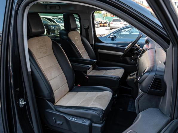 Citroen SpaceTourer I с пробегом 2018 года, цена 2 280 000 рублей, 252790 км, минивэн, Автокод Объявления