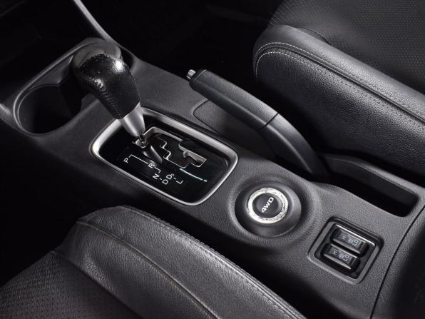 Mitsubishi Outlander III Рестайлинг 2 с пробегом 2016 года, цена 1 949 999 рублей, 86948 км, внедорожник, Автокод Объявления