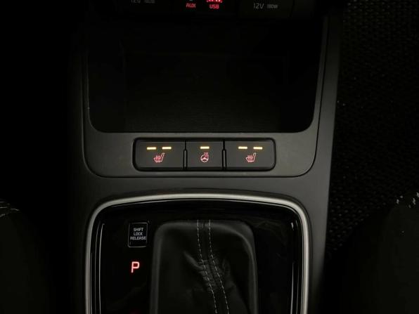 Kia Rio IV с пробегом 2019 года, цена 1 349 000 рублей, 129918 км, хэтчбек, Автокод Объявления
