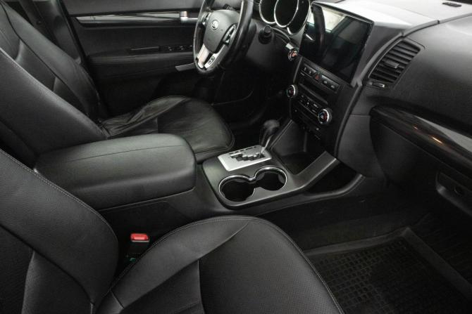Kia Sorento II с пробегом 2011 года, цена 1 529 000 рублей, 330024 км, внедорожник, Автокод Объявления