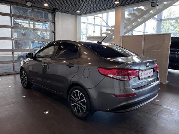 Kia Rio III Рестайлинг с пробегом 2017 года, цена 1 145 000 рублей, 102642 км, седан, Автокод Объявления
