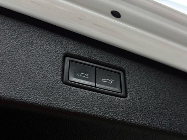 Volkswagen Tiguan II с пробегом 2019 года, цена 4 099 000 рублей, 75563 км, внедорожник, Автокод Объявления