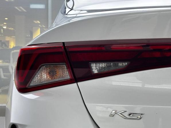 Kia K5 III с пробегом 2020 года, цена 2 449 000 рублей, 121000 км, седан, Автокод Объявления