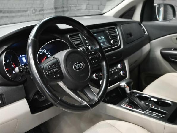 Kia Carnival III с пробегом 2020 года, цена 3 200 000 рублей, 122400 км, минивэн, Автокод Объявления