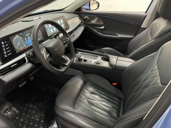 Chery Arrizo 8 с пробегом 2023 года, цена 2 090 000 рублей, 33806 км, седан, Автокод Объявления