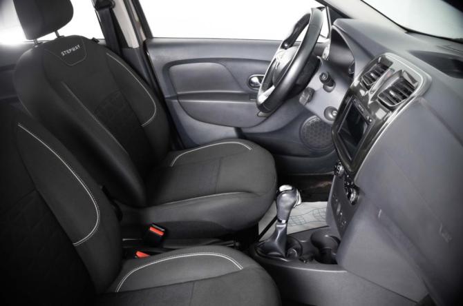 Renault Sandero II Рестайлинг с пробегом 2018 года, цена 969 000 рублей, 187000 км, хэтчбек, Автокод Объявления