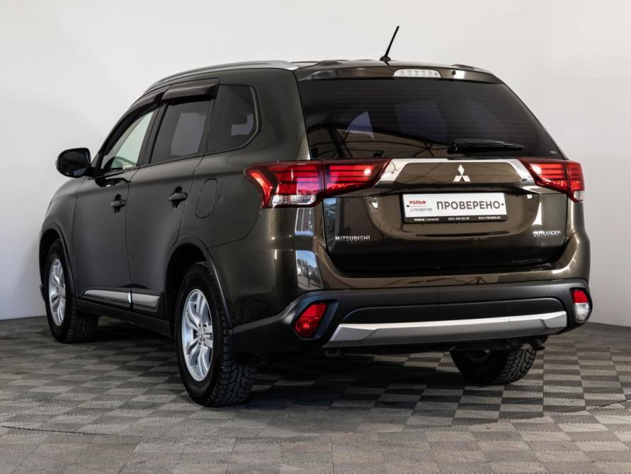 Mitsubishi Outlander III Рестайлинг 2 Санкт-Петербург  - изображение 7