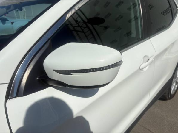 Nissan Qashqai II с пробегом 2015 года, цена 1 500 000 рублей, 107000 км, внедорожник, Автокод Объявления