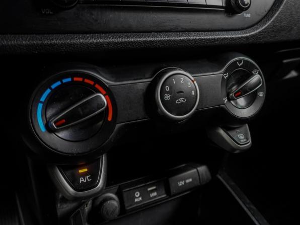 Kia Rio IV с пробегом 2018 года, цена 1 349 000 рублей, 85890 км, хэтчбек, Автокод Объявления