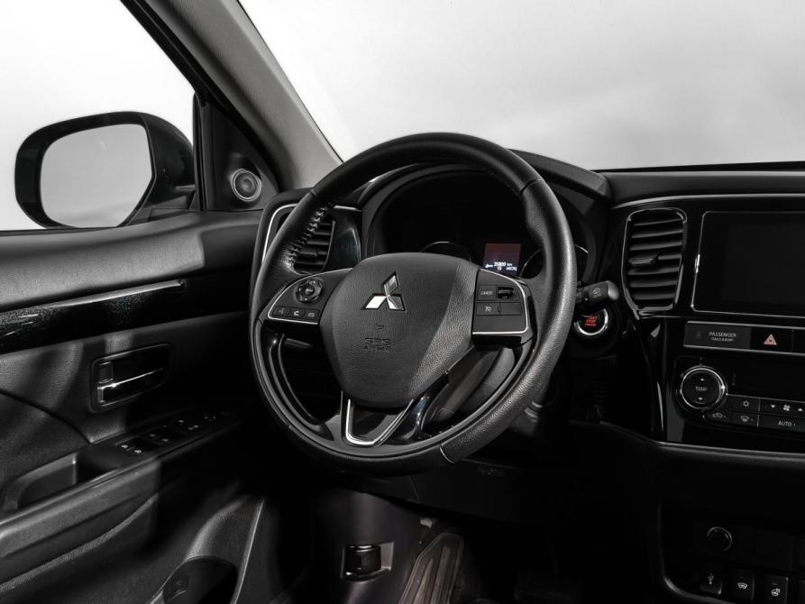 Mitsubishi Outlander III Рестайлинг 3 Санкт-Петербург  - изображение 15