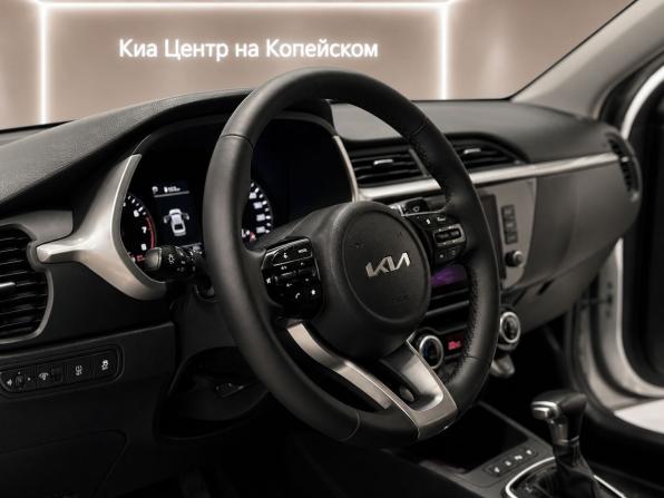 Kia Rio IV Рестайлинг с пробегом 2021 года, цена 1 795 000 рублей, 125000 км, седан, Автокод Объявления