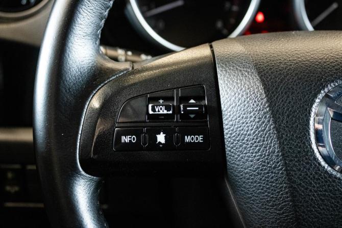 Mazda 5 II (CW) с пробегом 2011 года, цена 1 150 000 рублей, 186177 км, минивэн, Автокод Объявления