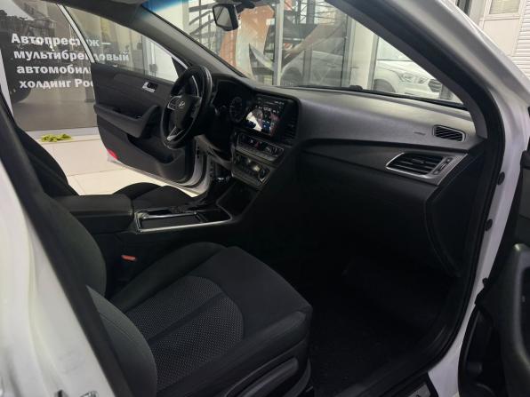 Hyundai Sonata VII (LF) Рестайлинг с пробегом 2017 года, цена 1 410 000 рублей, 181447 км, седан, Автокод Объявления