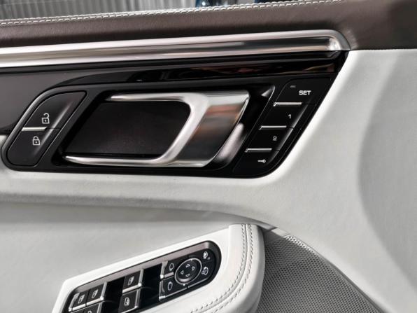 Porsche Macan I Рестайлинг с пробегом 2019 года, цена 5 200 000 рублей, 70569 км, внедорожник, Автокод Объявления