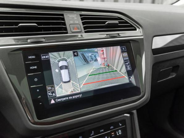 Volkswagen Tiguan II Рестайлинг с пробегом 2021 года, цена 3 880 000 рублей, 34364 км, внедорожник, Автокод Объявления