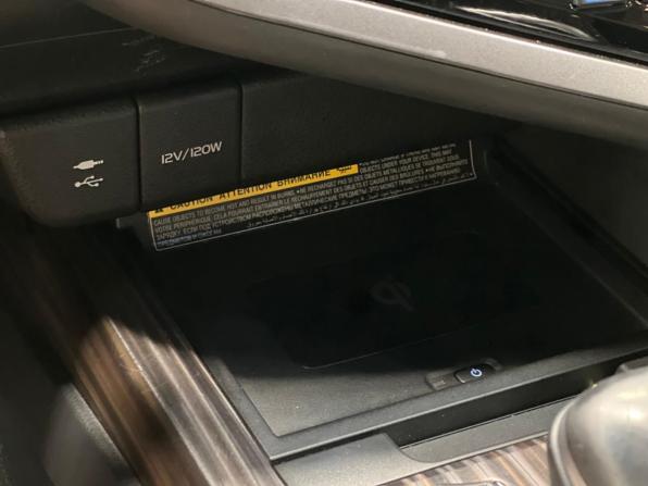 Toyota Camry VIII (XV70) с пробегом 2019 года, цена 2 590 000 рублей, 130776 км, универсал, Автокод Объявления