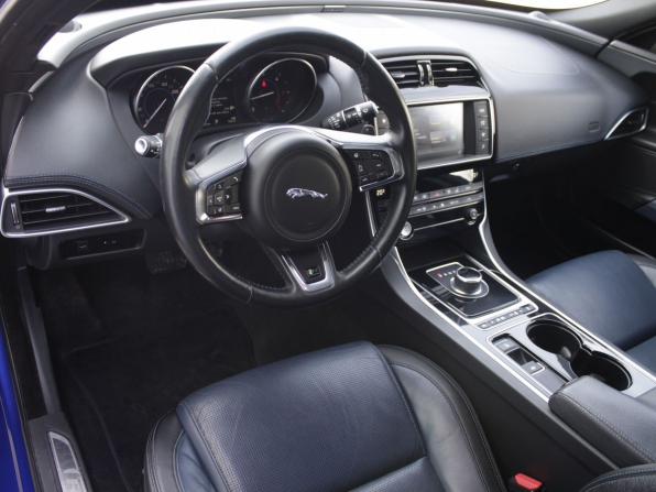 Jaguar XE I с пробегом 2016 года, цена 2 195 000 рублей, 127772 км, седан, Автокод Объявления