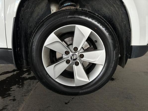 Skoda Yeti I Рестайлинг с пробегом 2014 года, цена 1 020 000 рублей, 105513 км, внедорожник, Автокод Объявления