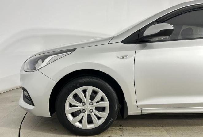 Hyundai Solaris II с пробегом 2018 года, цена 1 330 000 рублей, 78951 км, седан, Автокод Объявления