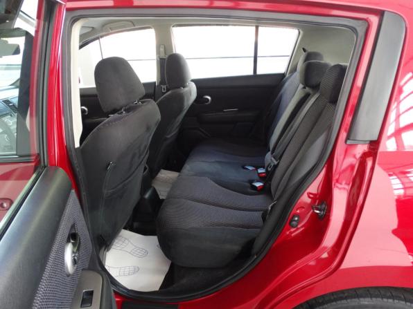 Nissan Tiida I Рестайлинг с пробегом 2012 года, цена 590 000 рублей, 268050 км, хэтчбек, Автокод Объявления