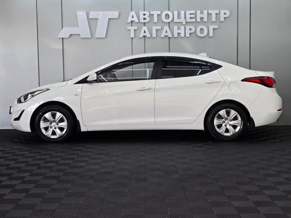 Hyundai Elantra V (MD) Рестайлинг с пробегом 2015 года, цена 1 299 000 рублей, 176000 км, седан, Автокод Объявления