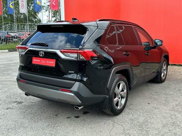 Toyota RAV4 V (XA50) с пробегом 2021 года, цена 3 800 000 рублей, 72032 км, внедорожник, Автокод Объявления