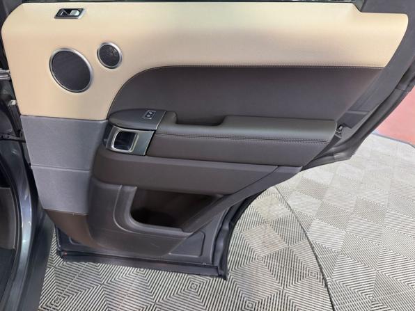 Land Rover Range Rover Sport II Рестайлинг с пробегом 2018 года, цена 4 649 000 рублей, 120000 км, внедорожник, Автокод Объявления