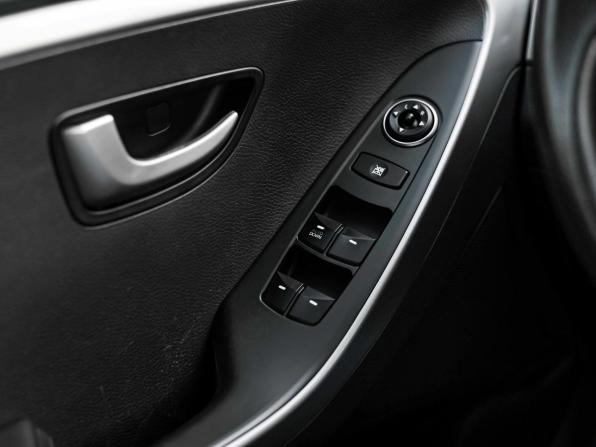 Hyundai i30 II Рестайлинг с пробегом 2016 года, цена 1 150 000 рублей, 59697 км, хэтчбек, Автокод Объявления
