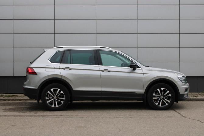 Volkswagen Tiguan II с пробегом 2019 года, цена 2 895 000 рублей, 74112 км, внедорожник, Автокод Объявления