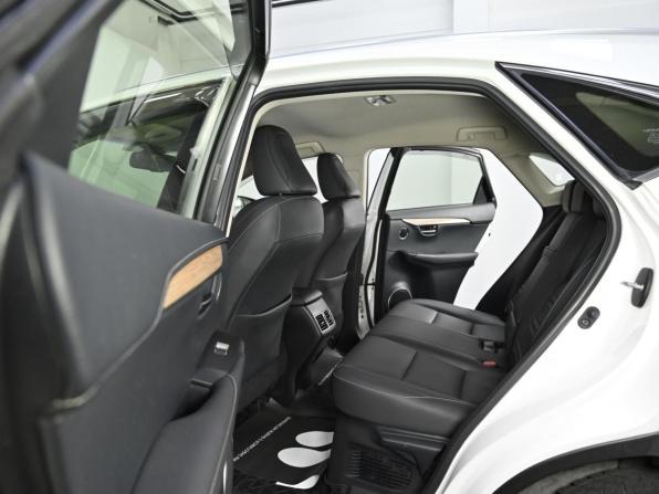 Lexus NX I Рестайлинг с пробегом 2018 года, цена 2 949 000 рублей, 72000 км, внедорожник, Автокод Объявления