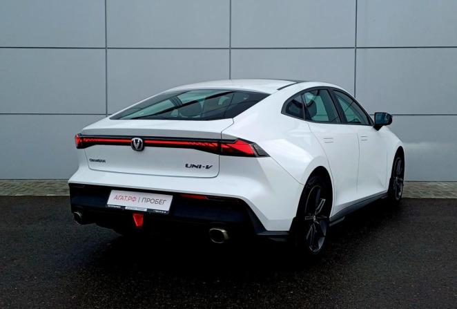 Changan UNI-V I с пробегом 2023 года, цена 2 250 000 рублей, 41145 км, лифтбек, Автокод Объявления