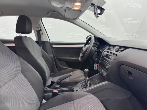 Skoda Octavia III (A7) с пробегом 2013 года, цена 899 000 рублей, 222000 км, лифтбек, Автокод Объявления