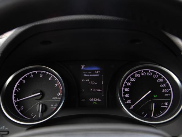 Toyota Camry VIII (XV70) с пробегом 2019 года, цена 2 598 000 рублей, 96219 км, седан, Автокод Объявления