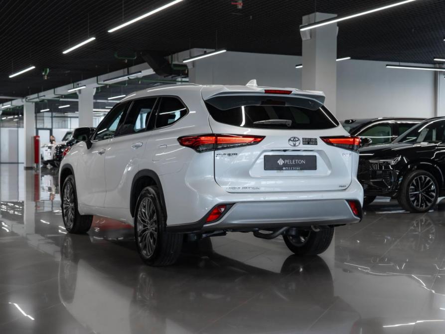 Toyota Highlander IV (XU70) Москва  - изображение 5