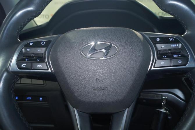 Hyundai Sonata VII (LF) Рестайлинг с пробегом 2017 года, цена 1 739 000 рублей, 104000 км, седан, Автокод Объявления