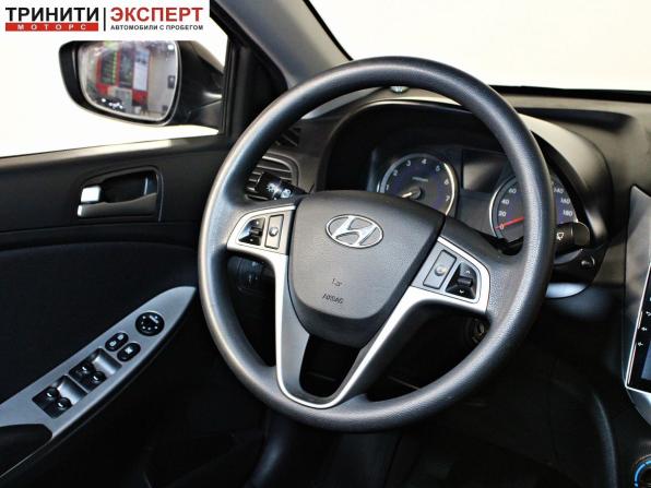 Hyundai Solaris I Рестайлинг с пробегом 2015 года, цена 837 000 рублей, 205102 км, седан, Автокод Объявления