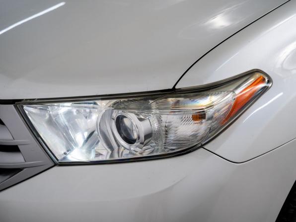 Toyota Highlander II (XU40) Рестайлинг с пробегом 2013 года, цена 2 127 000 рублей, 202329 км, внедорожник, Автокод Объявления