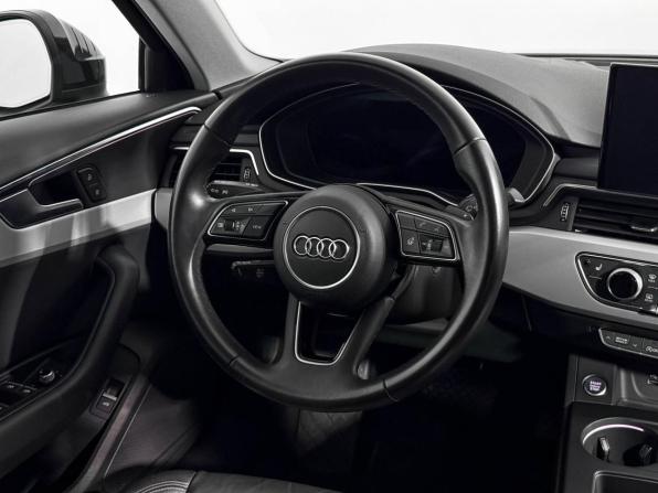 Audi A4 V (B9) Рестайлинг с пробегом 2021 года, цена 3 350 000 рублей, 68221 км, седан, Автокод Объявления
