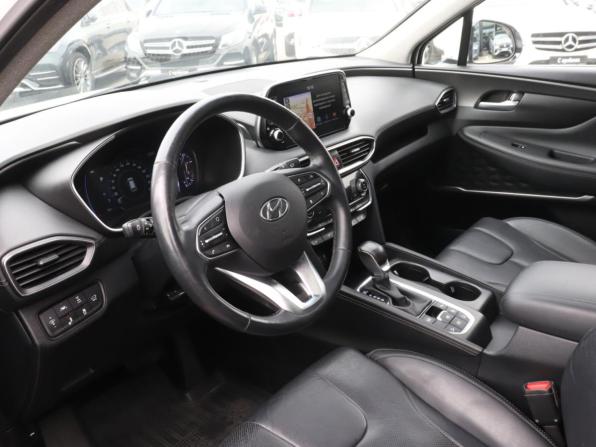 Hyundai Santa Fe IV с пробегом 2019 года, цена 2 400 000 рублей, 211538 км, внедорожник, Автокод Объявления