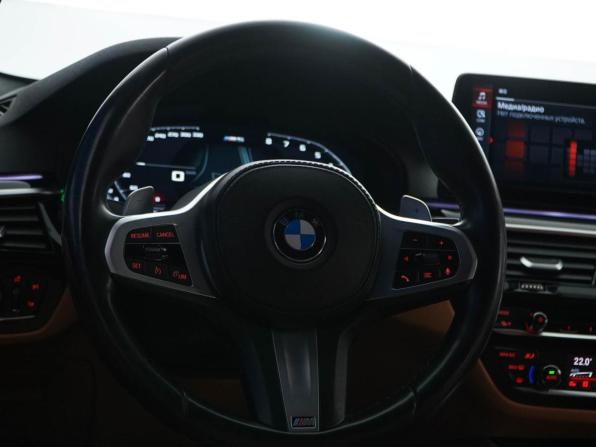 BMW 5 серии VII (G30/G31/G38) Рестайлинг с пробегом 2020 года, цена 4 657 050 рублей, 101474 км, седан, Автокод Объявления