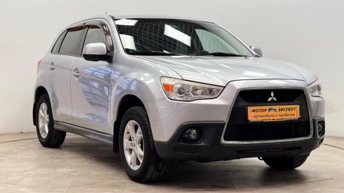Mitsubishi ASX I с пробегом 2011 года, цена 815 000 рублей, 242000 км, внедорожник, Автокод Объявления