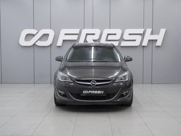 Opel Astra J Рестайлинг с пробегом 2014 года, цена 950 000 рублей, 137222 км, седан, Автокод Объявления