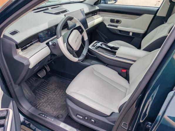 JETOUR DASHING I с пробегом 2024 года, цена 2 240 000 рублей, 32372 км, внедорожник, Автокод Объявления