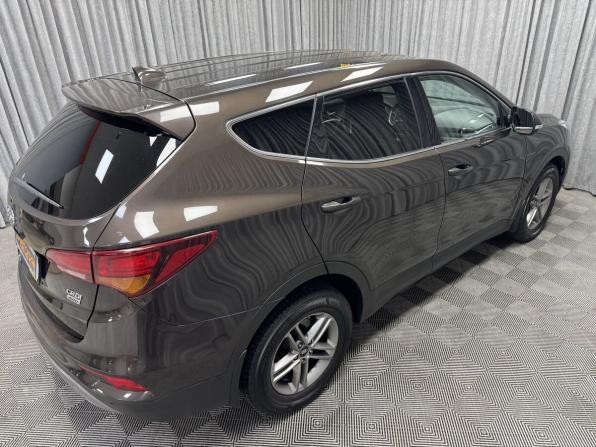 Hyundai Santa Fe III Рестайлинг с пробегом 2017 года, цена 2 390 000 рублей, 109449 км, внедорожник, Автокод Объявления