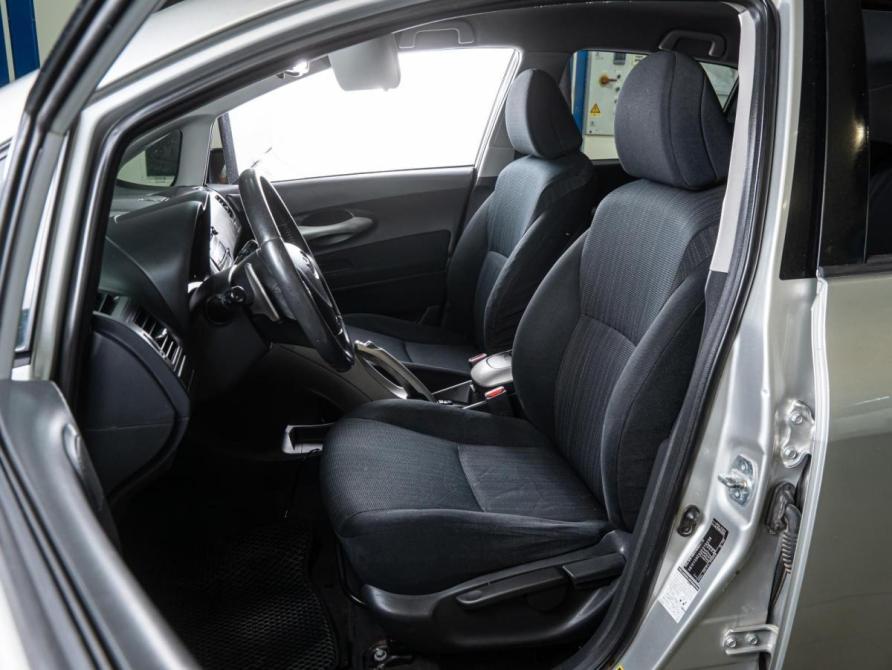Toyota Auris I Волгоград  - изображение 10