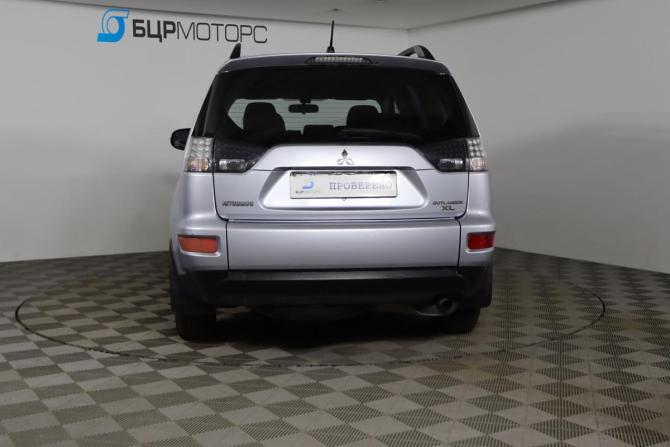 Mitsubishi Outlander II Рестайлинг с пробегом 2012 года, цена 979 990 рублей, 171950 км, внедорожник, Автокод Объявления