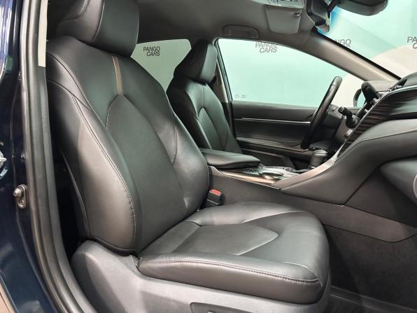Toyota Camry VIII (XV70) с пробегом 2018 года, цена 2 165 000 рублей, 213605 км, седан, Автокод Объявления