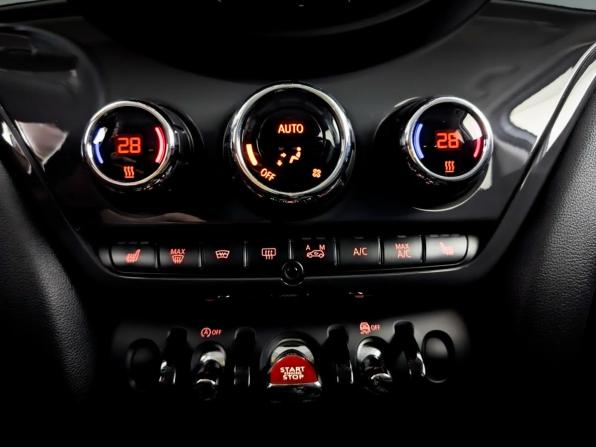 Mini Countryman II с пробегом 2018 года, цена 1 725 000 рублей, 105228 км, внедорожник, Автокод Объявления