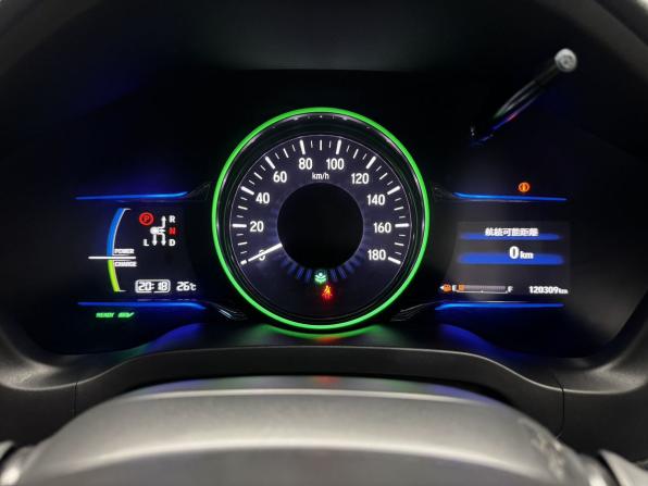 Honda Vezel I с пробегом 2014 года, цена 1 510 000 рублей, 120309 км, внедорожник, Автокод Объявления